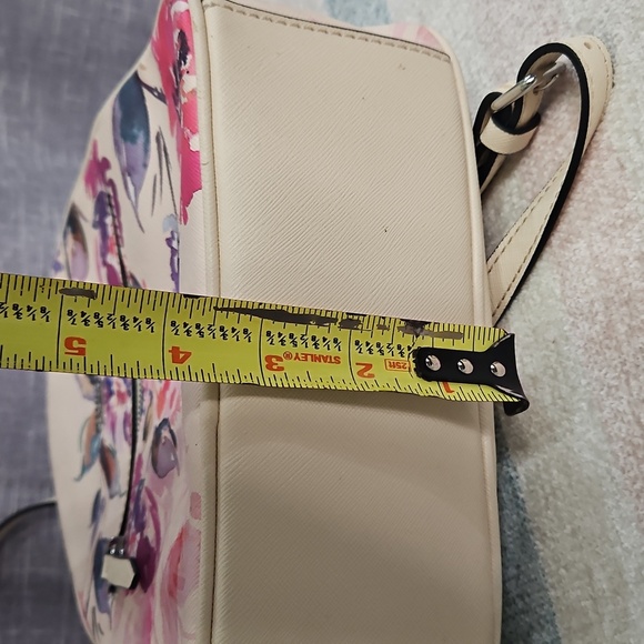 Guess Pink and Purple Floral Backpack - Picture 12 of 13